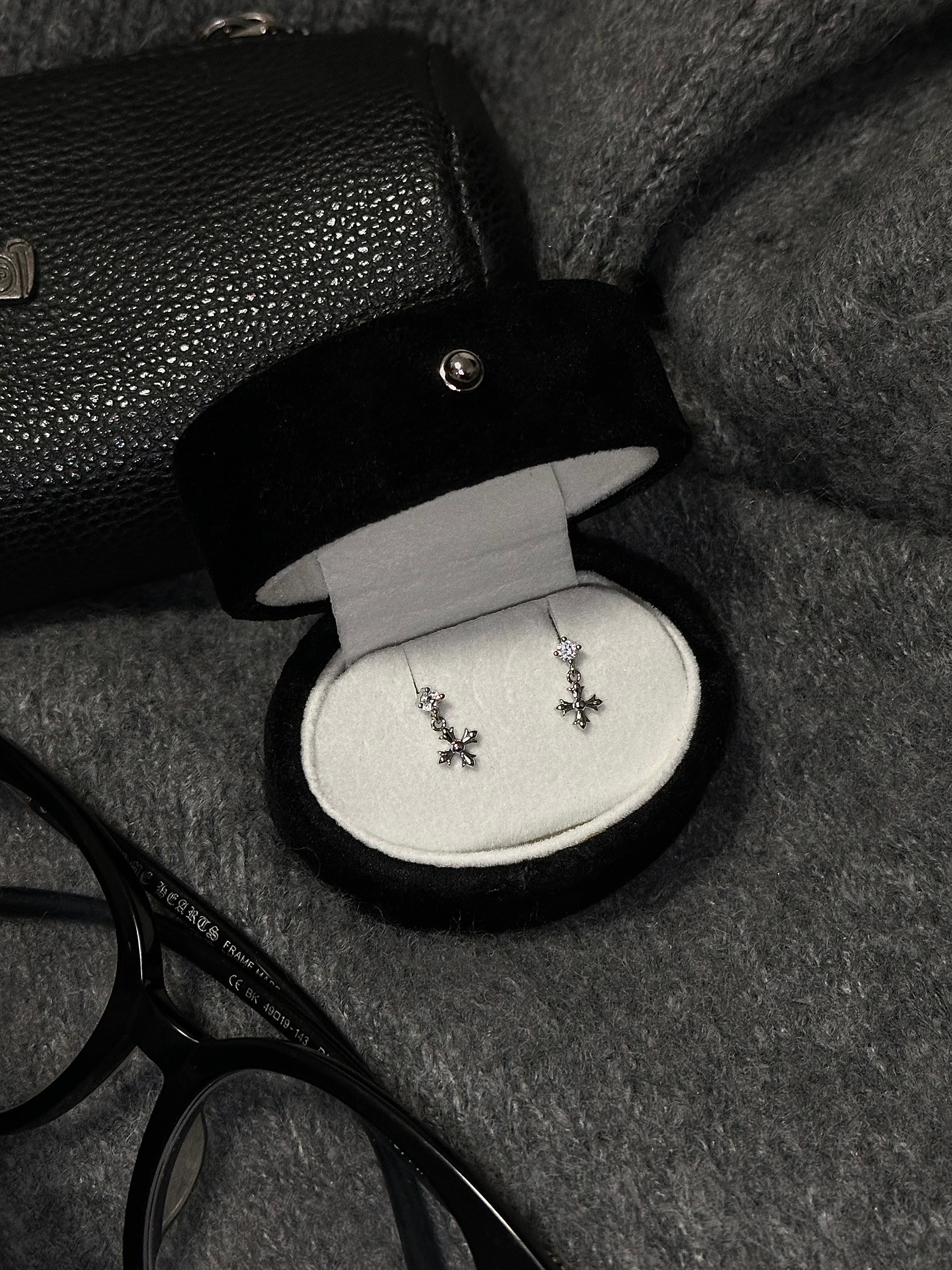 Cross Pendant Titanium Cartilage Stud Earring
