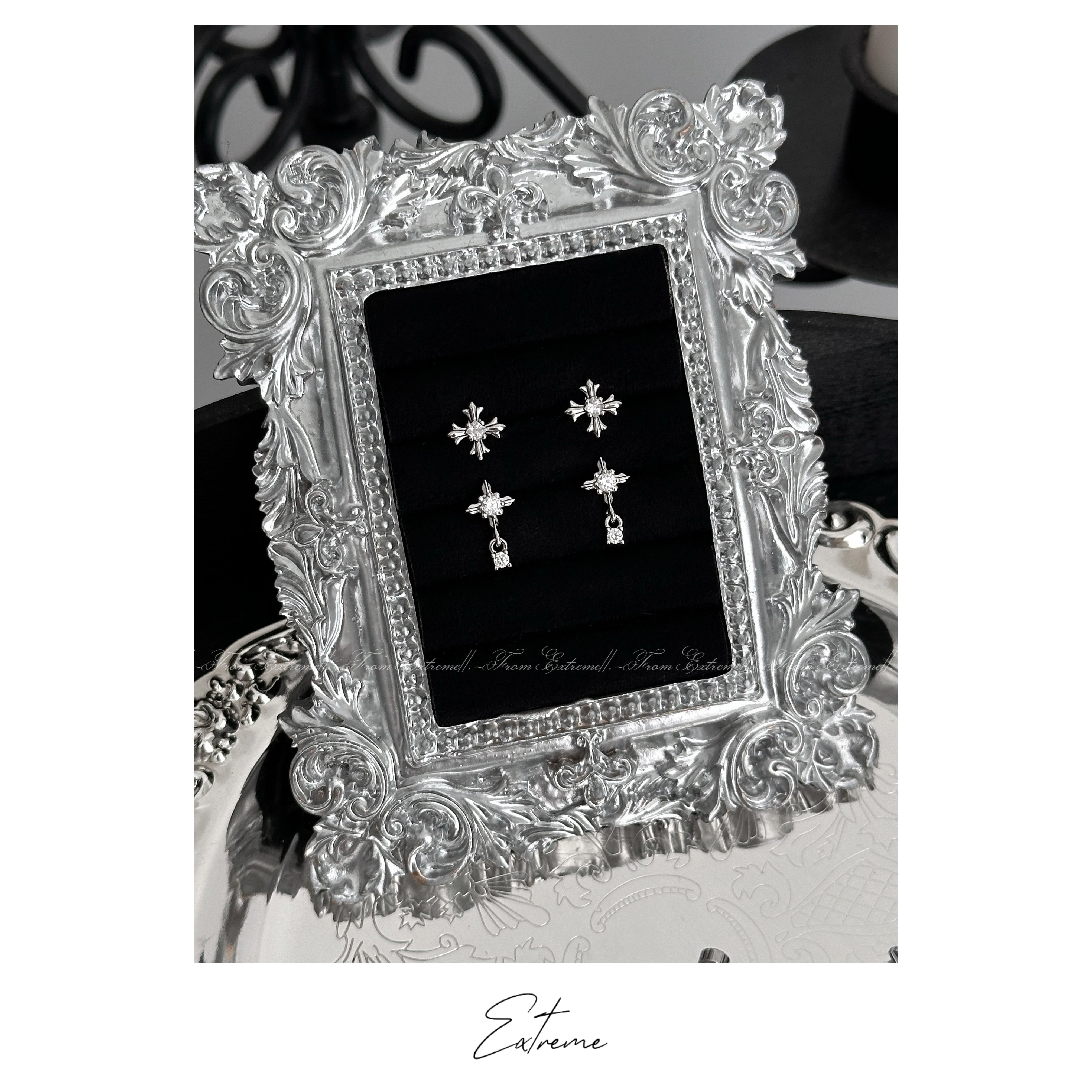 Silver Cross Star Titanium Cartilage Stud Earring