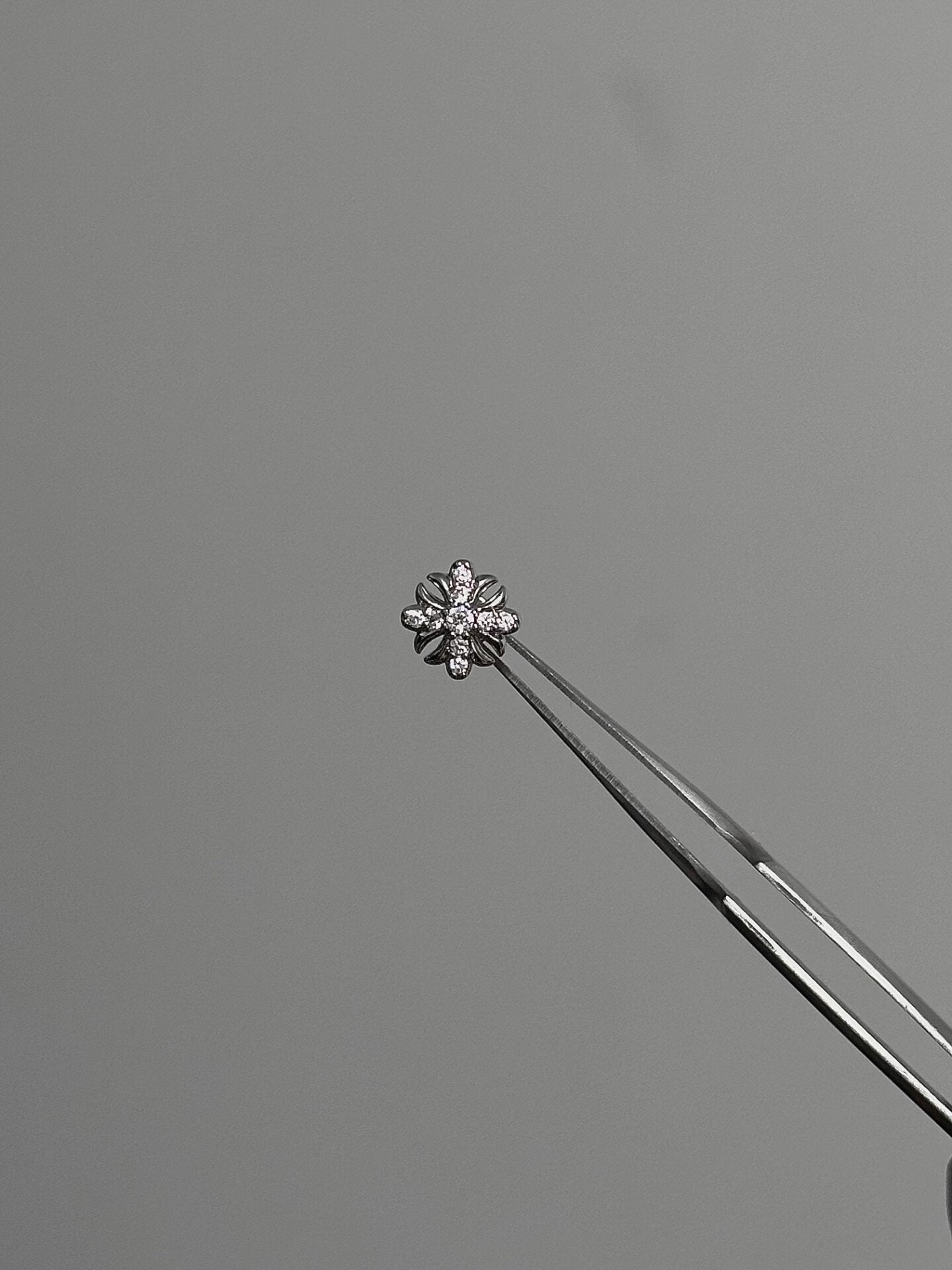 Dark Cross Flower Titanium Cartilage Stud Earring