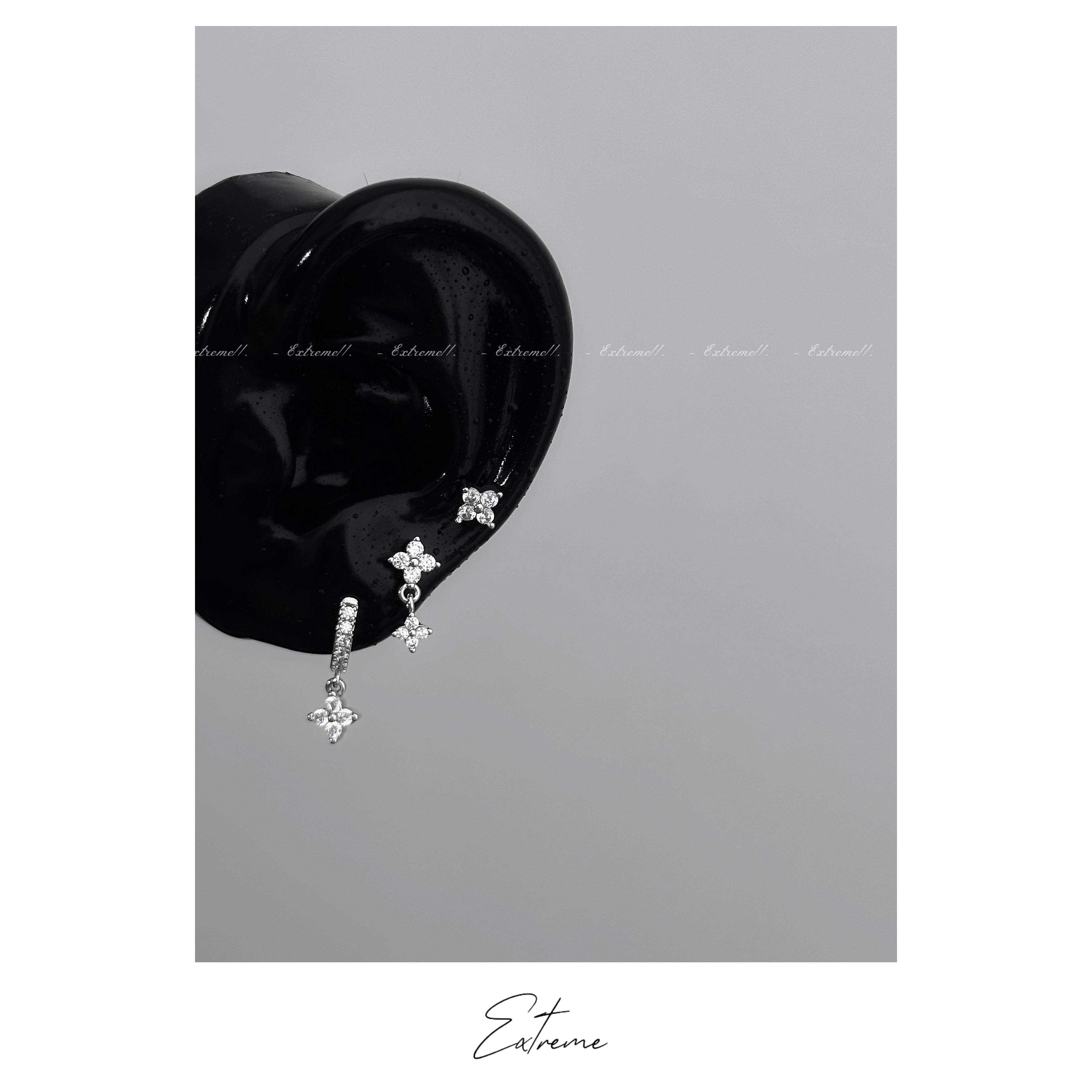 Silver Crystal Star Titanium Cartilage Earring