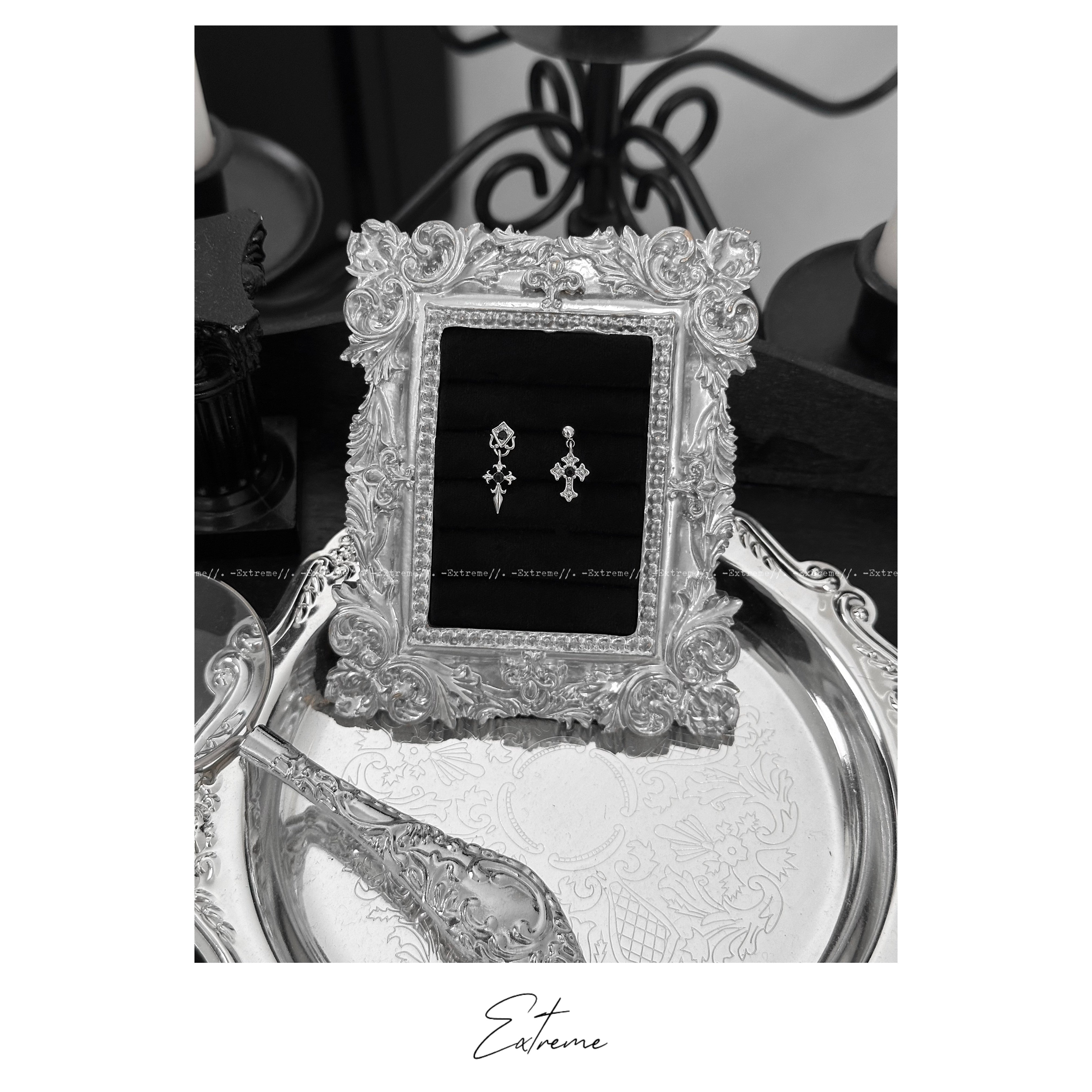 Vintage Gothic Cross Titanium Cartilage Earring