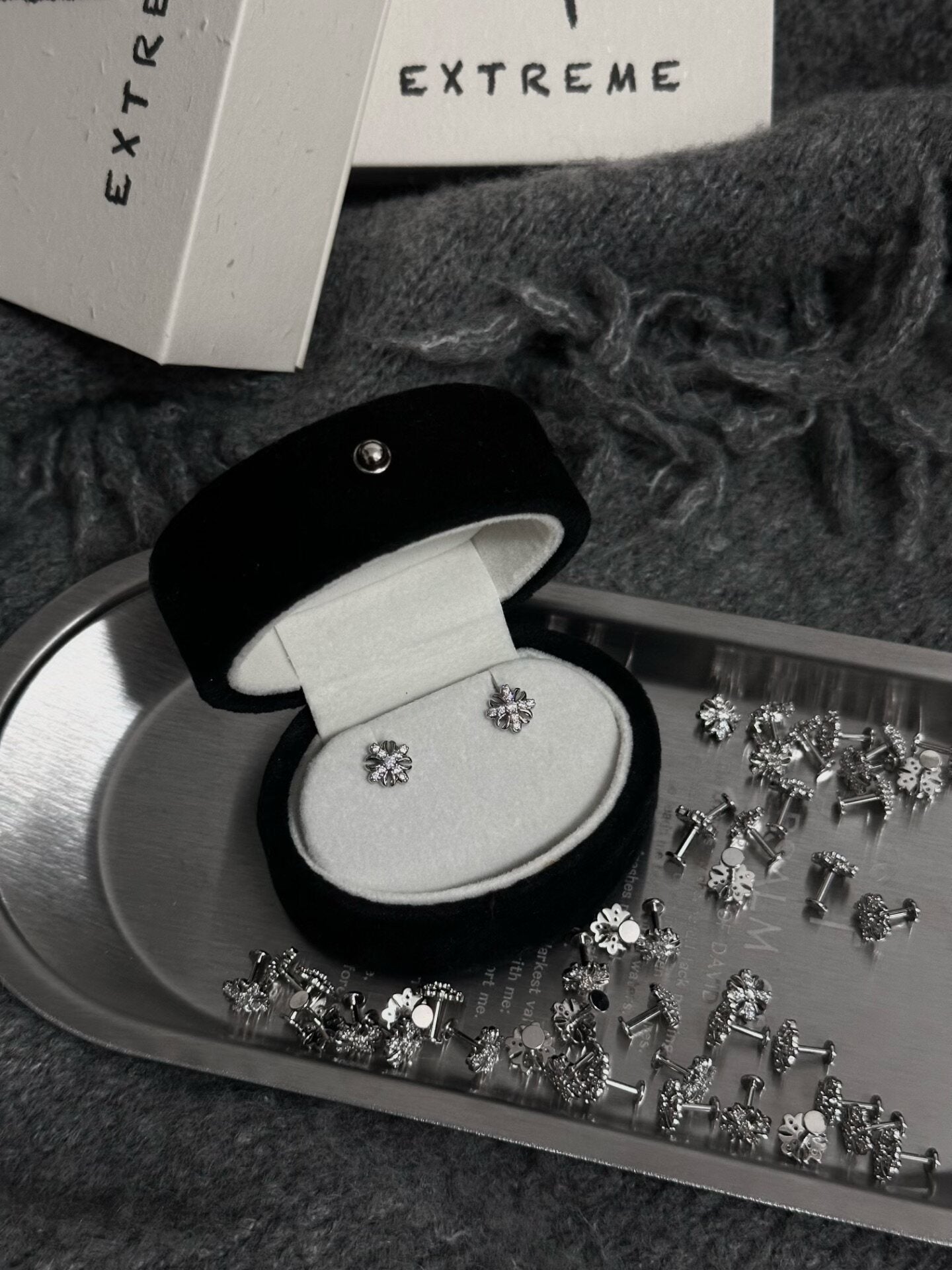 Dark Cross Flower Titanium Cartilage Stud Earring