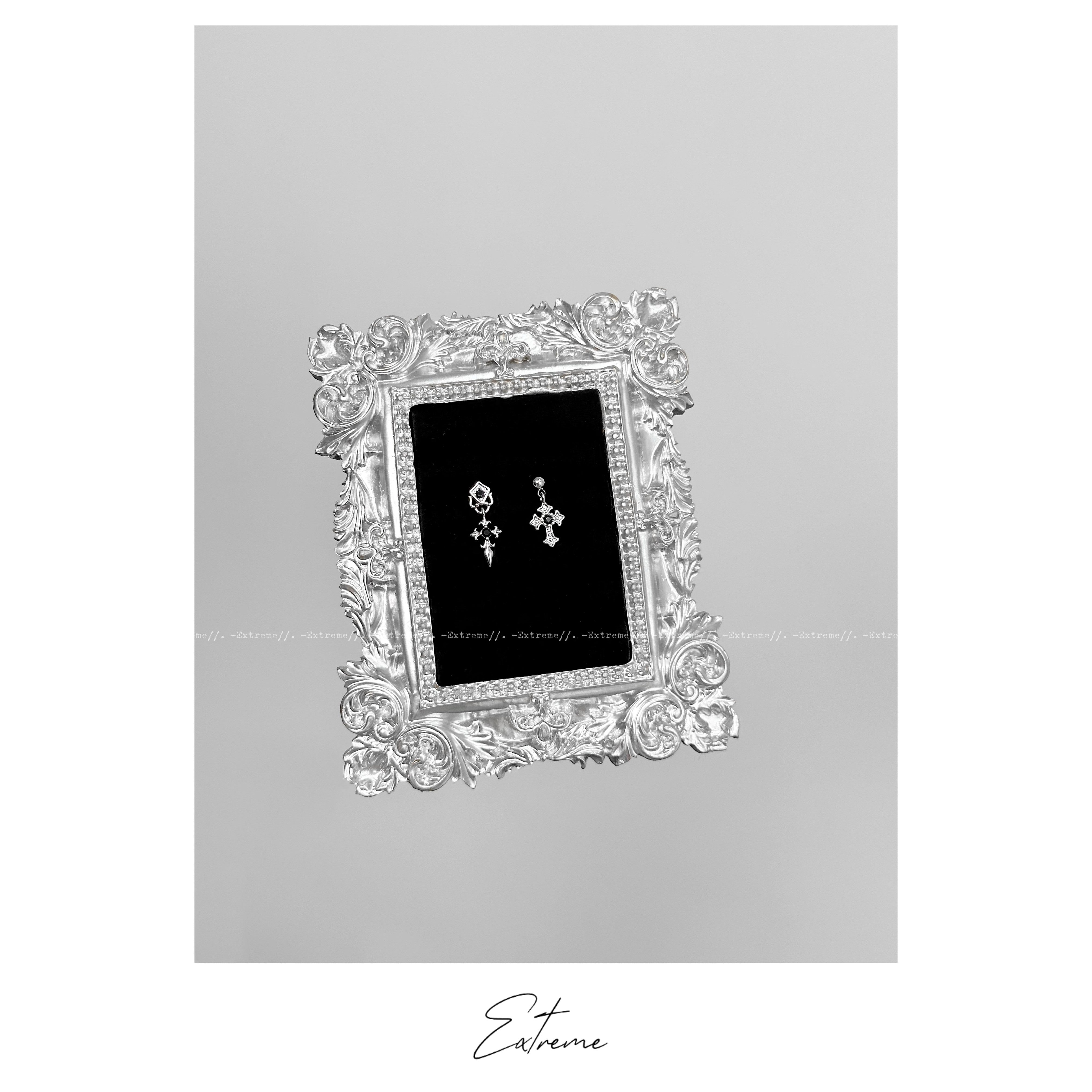 Vintage Gothic Cross Titanium Cartilage Earring