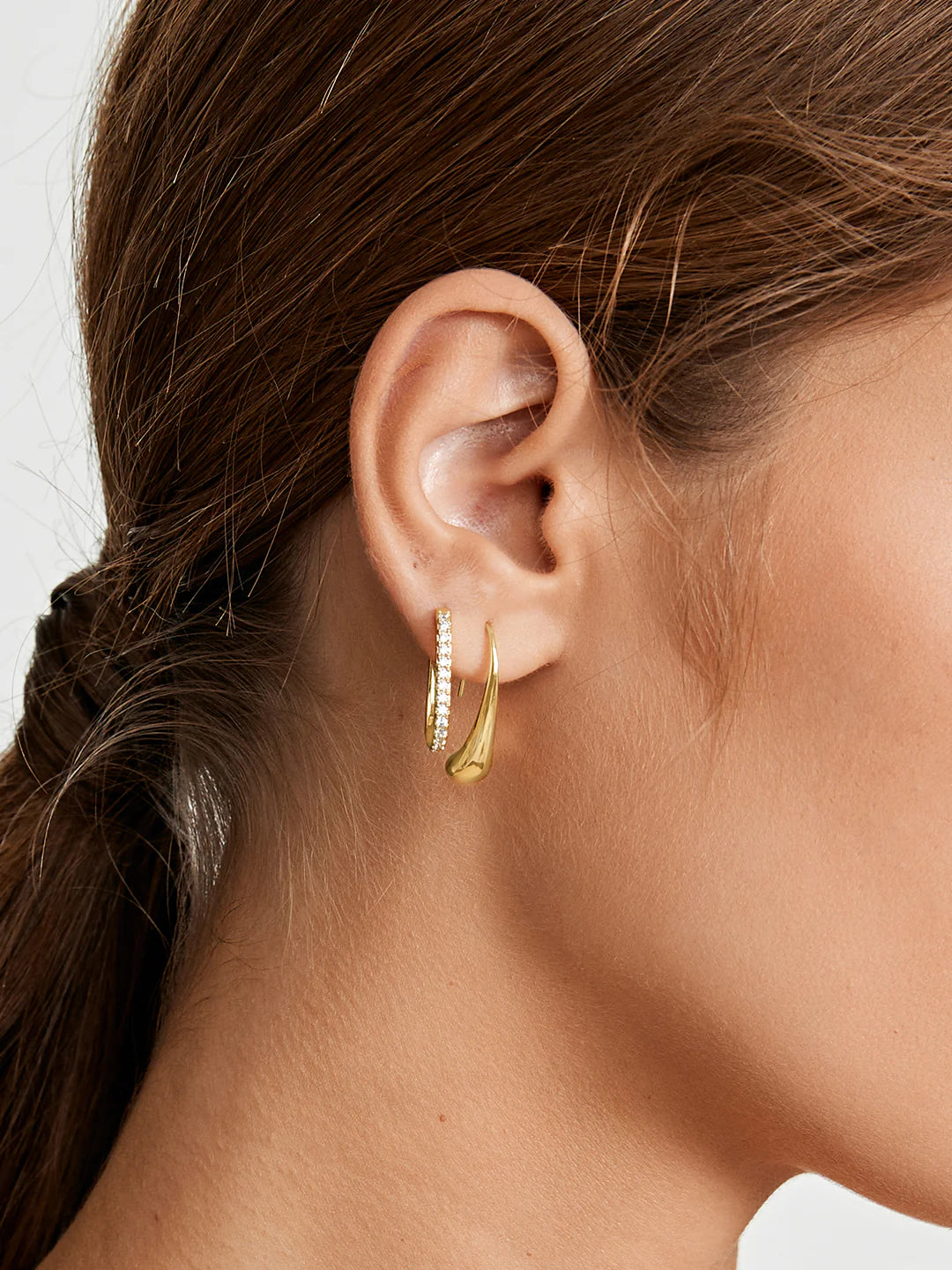 Teardrop Curved Hoops