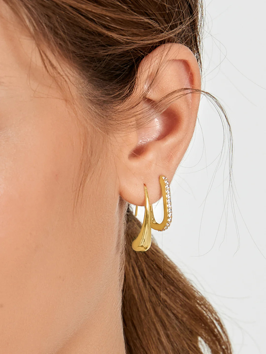 Teardrop Curved Hoops