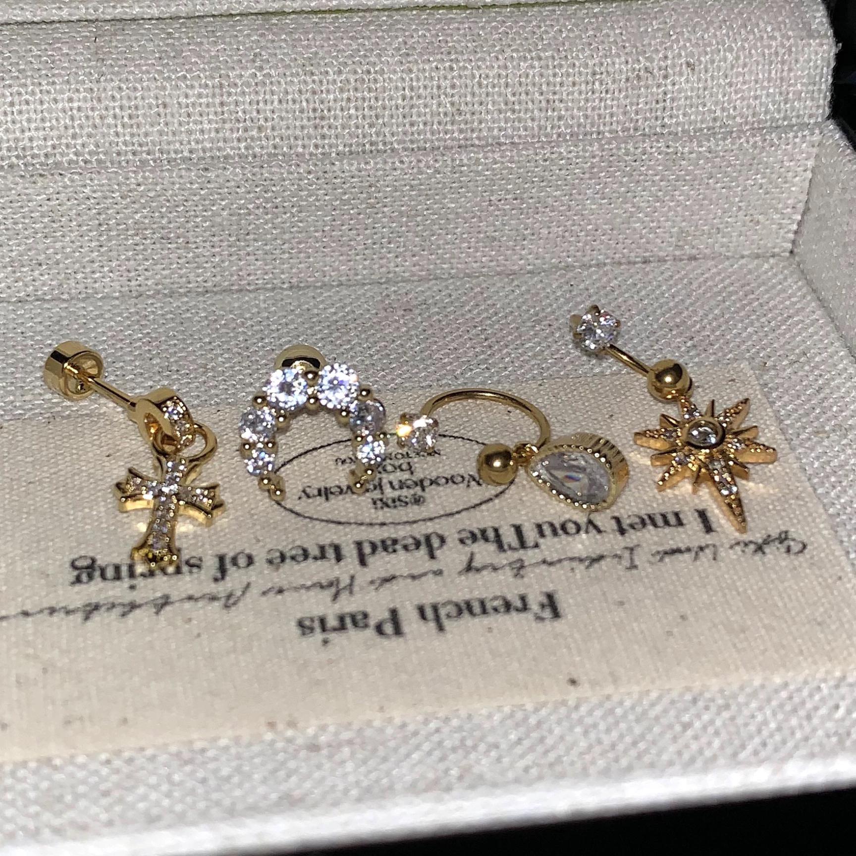 Heavenly Orbit Gold Earring Stack