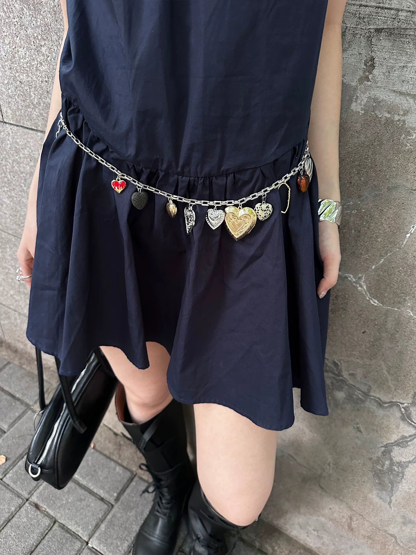 Vintage design multi-element heart waist chain for women, niche and unique, sweet and cool long necklace, versatile slimming belt trendy