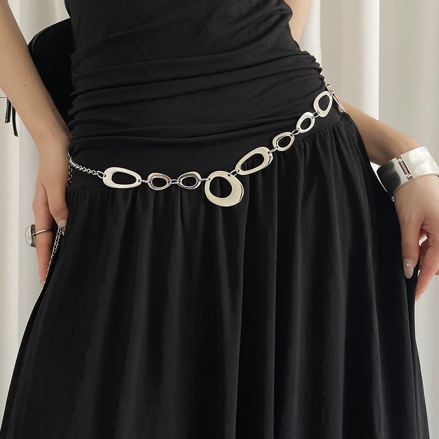 Silver metal belt women's niche high-end sense with skirt jeans chain accessories design sense versatile waist chain tide