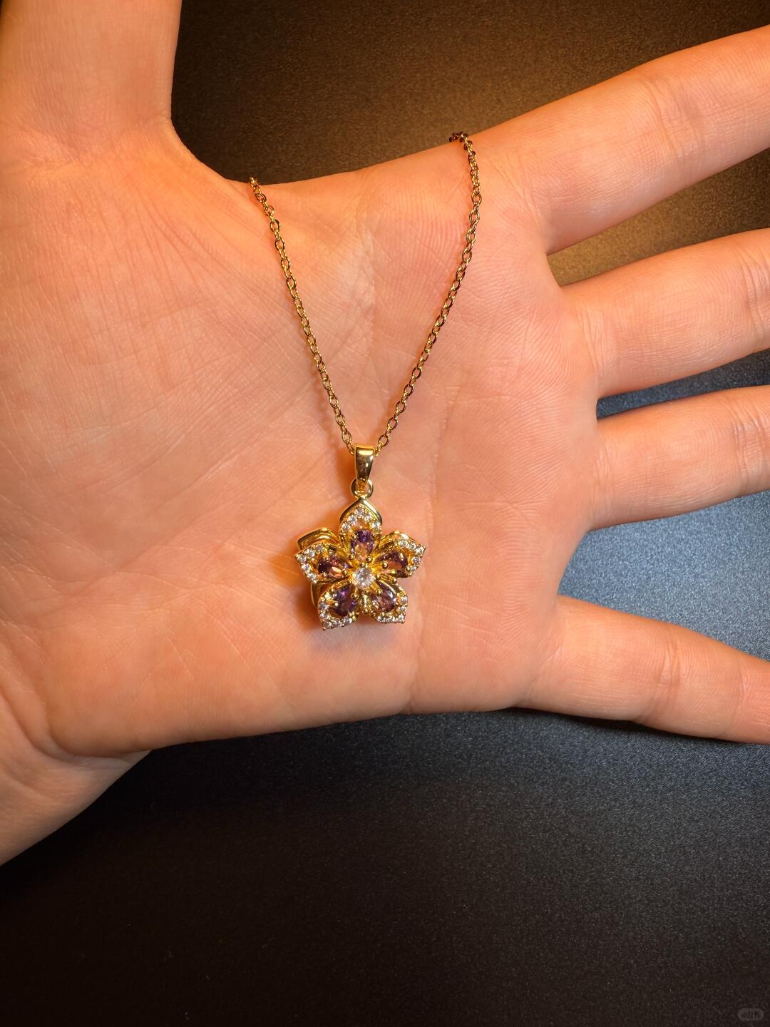 Gold Crystal Flower Fidget Necklace