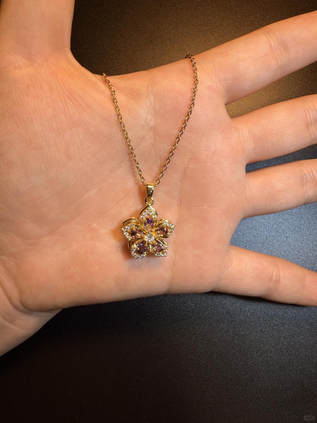 Gold Crystal Flower Fidget Necklace