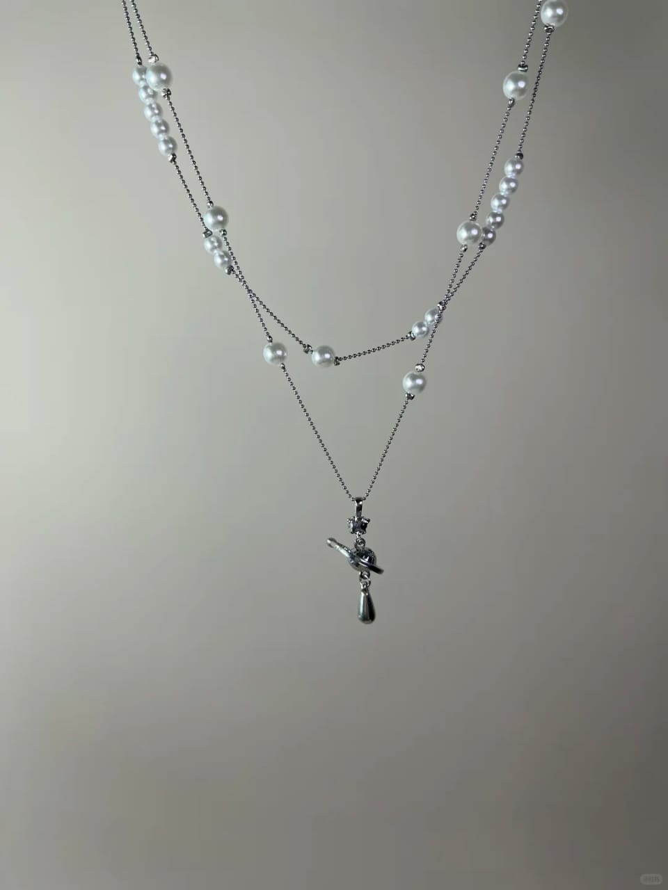 Ballerina Pearl Long Dangle Necklace