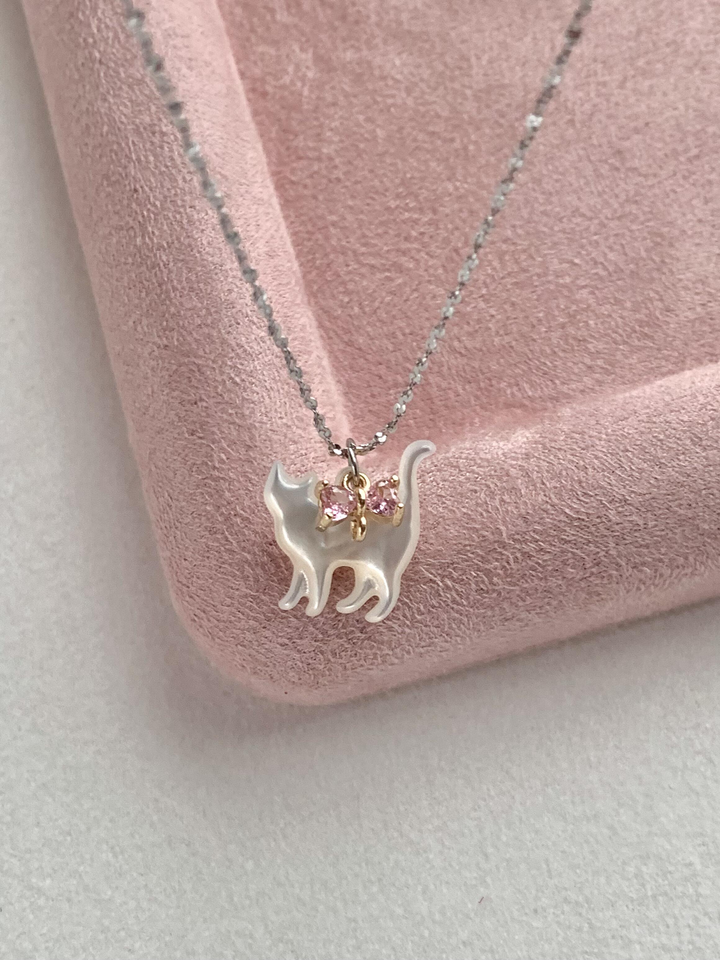 White Cat Bow Pendant