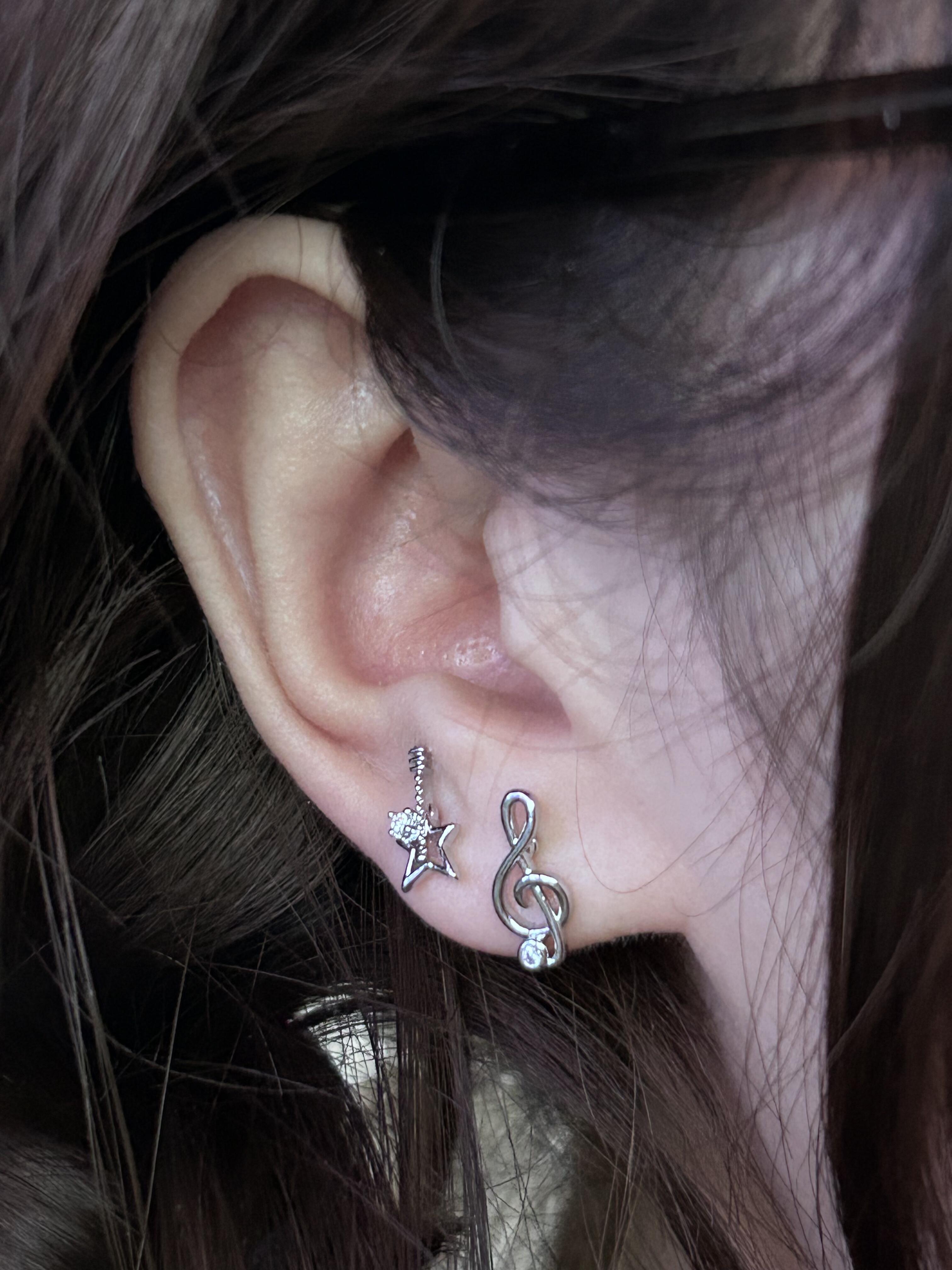 Silver Star & Note Mismatched Stud Earrings