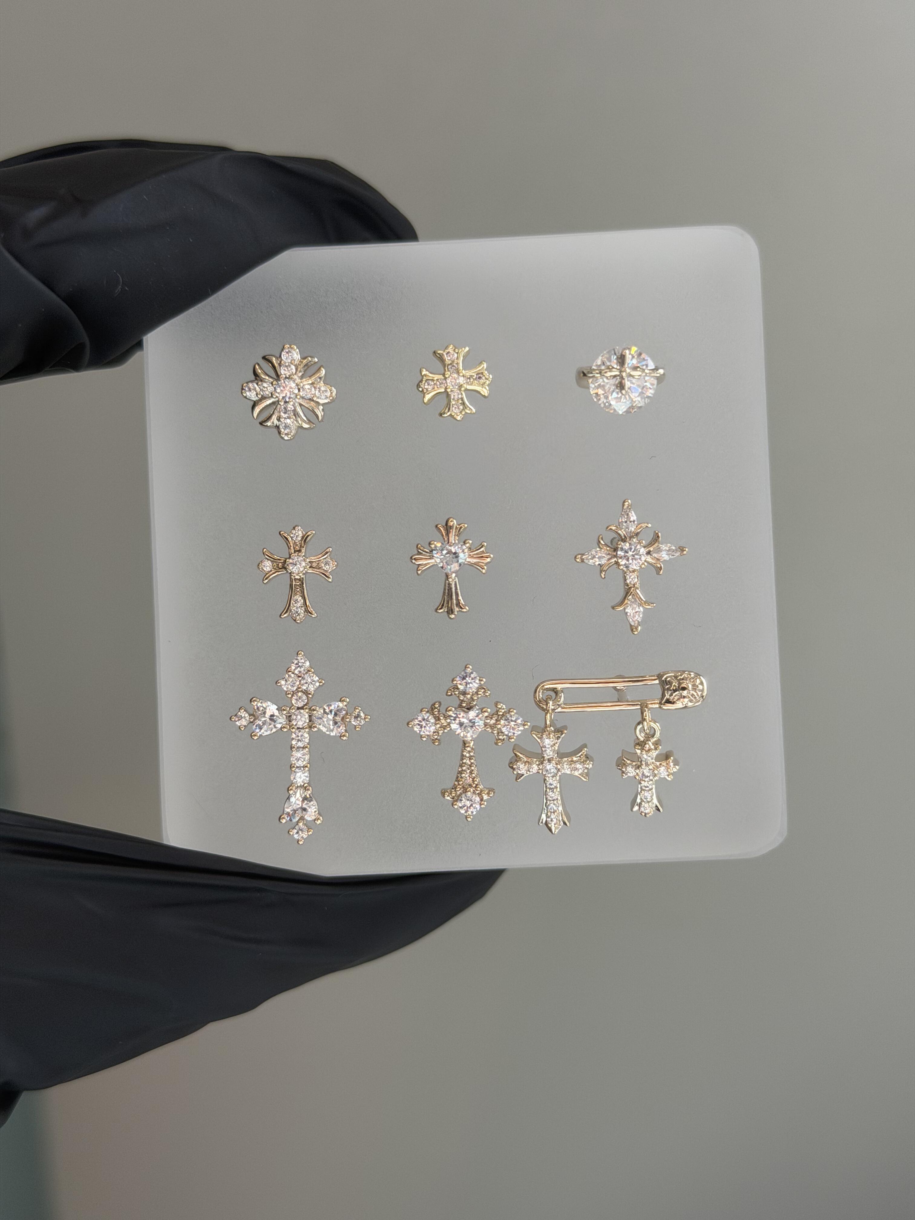 Gold Heritage Gothic Earring Stack